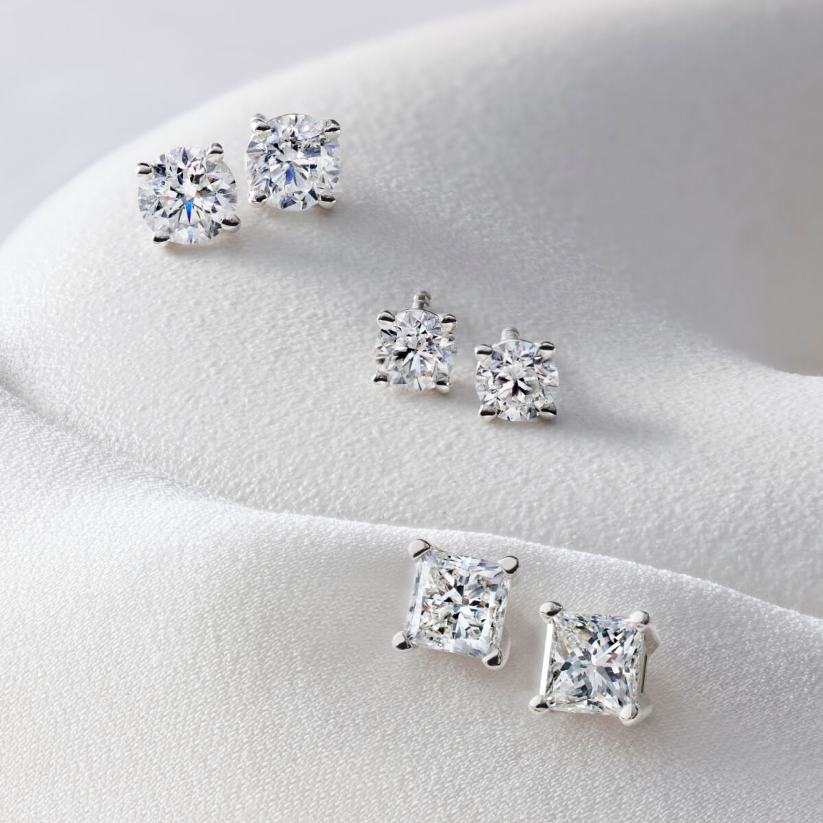 DESIGN YOUR OWN EARRING