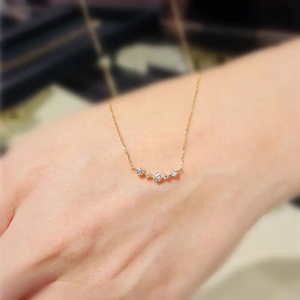 Collier courbe 5 diamants