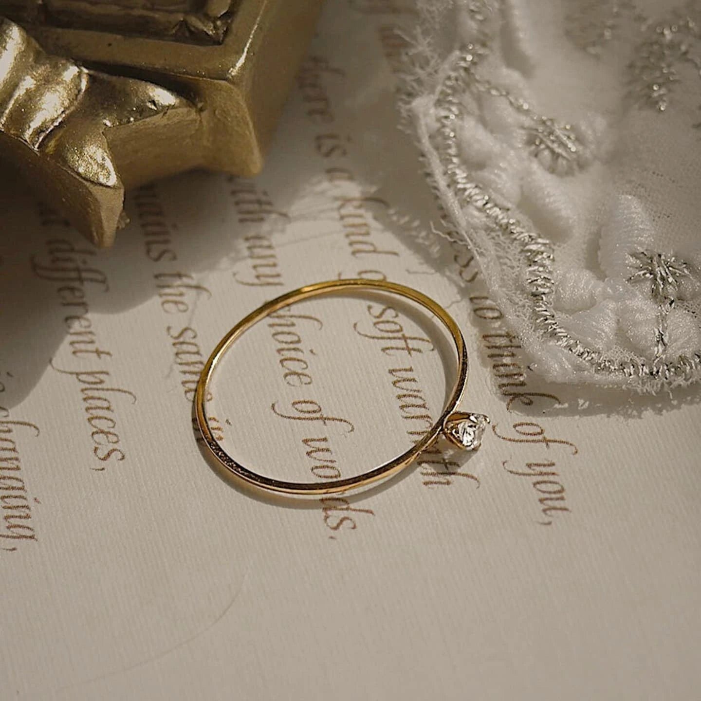 Bague solitaire délicate