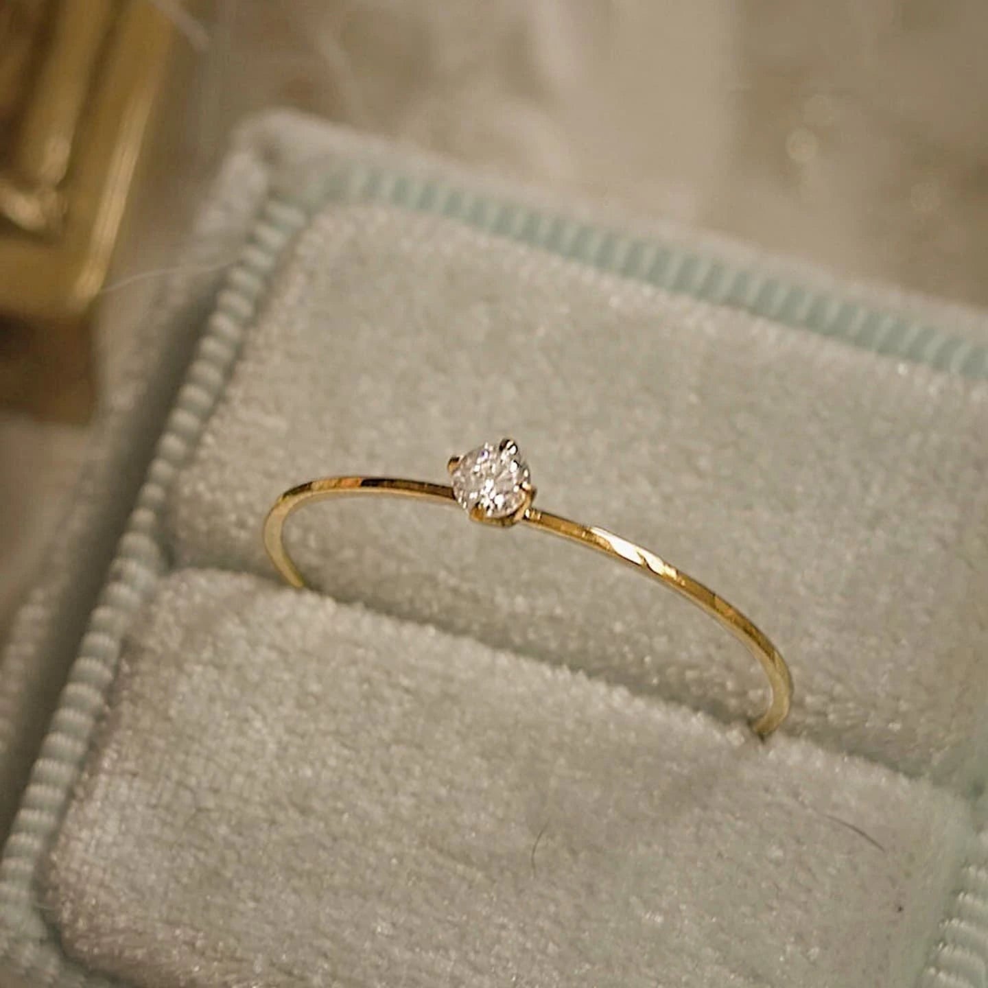 Bague solitaire délicate