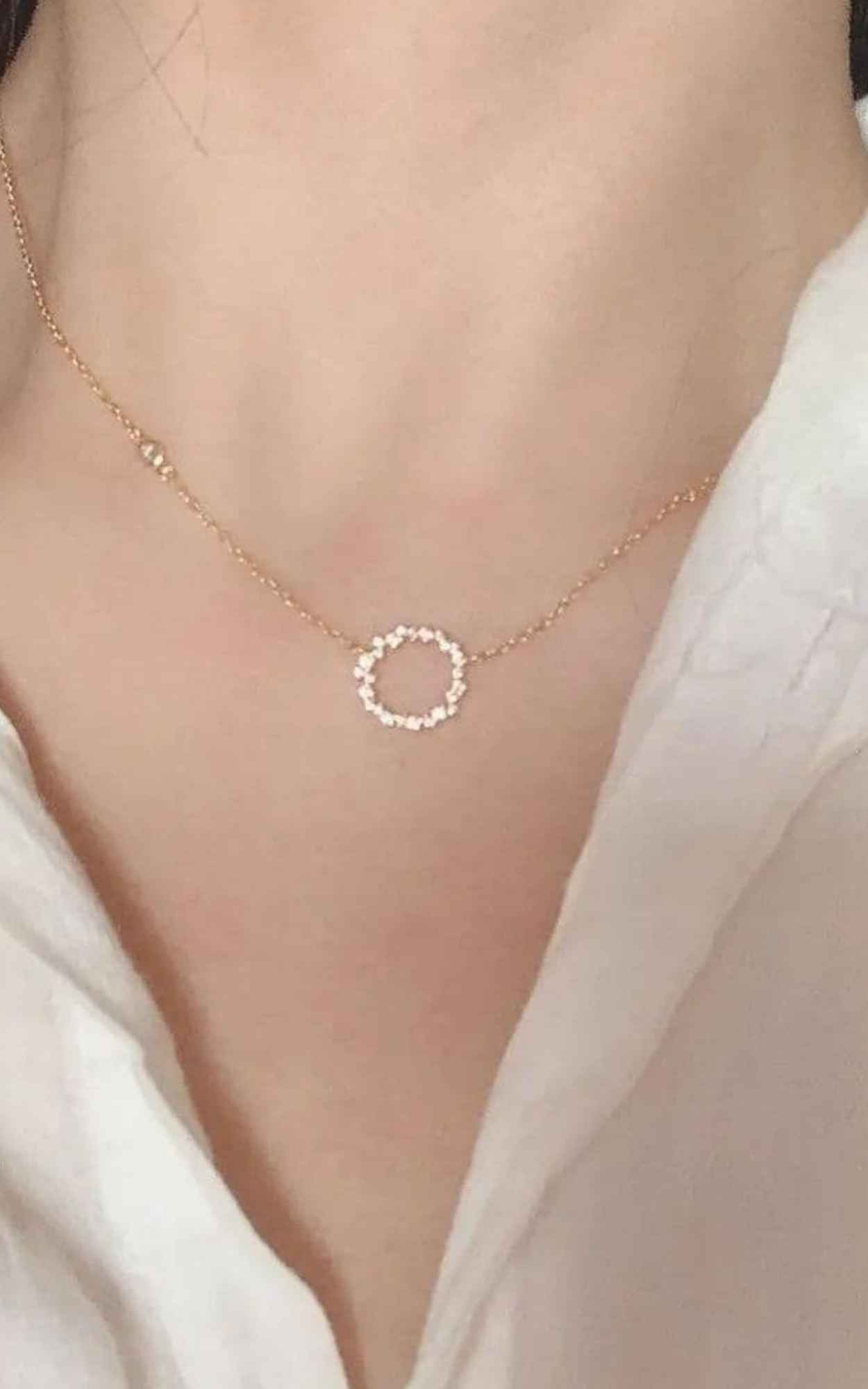 Round diamond Necklace