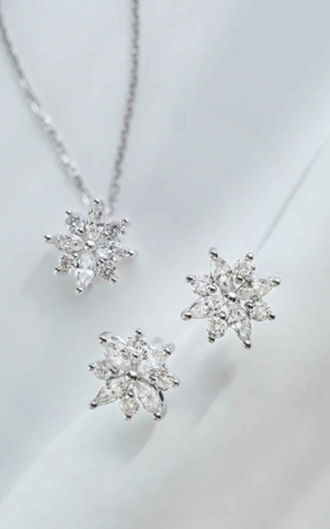 Marquise Flower Necklace