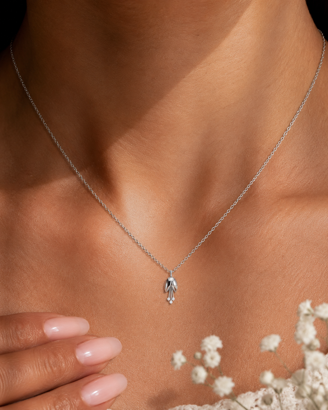 3 Diamond flower necklace