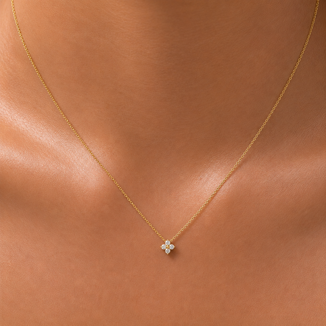 Collier Fleur 4 Diamants
