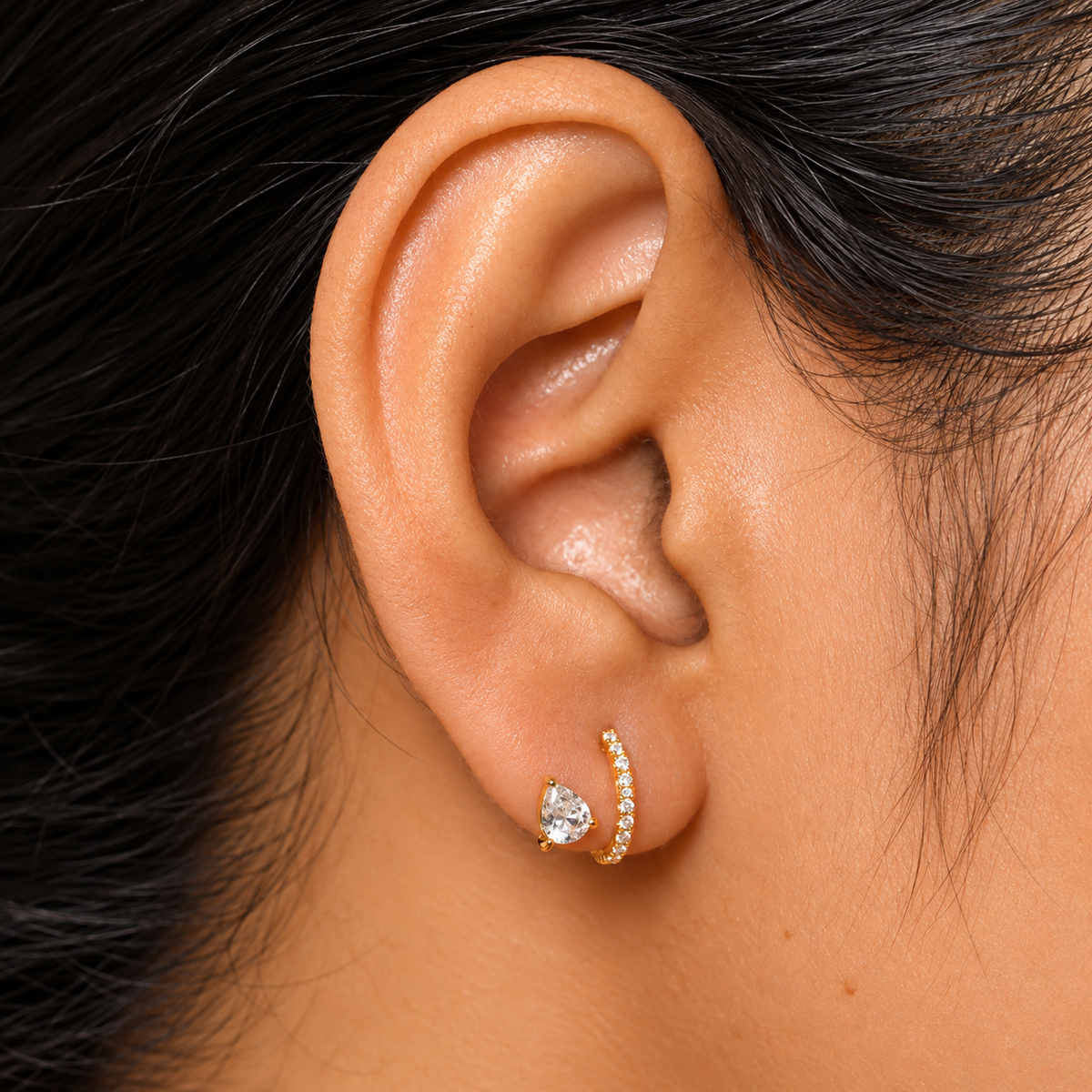 Solitaire Pear Jacket Earring