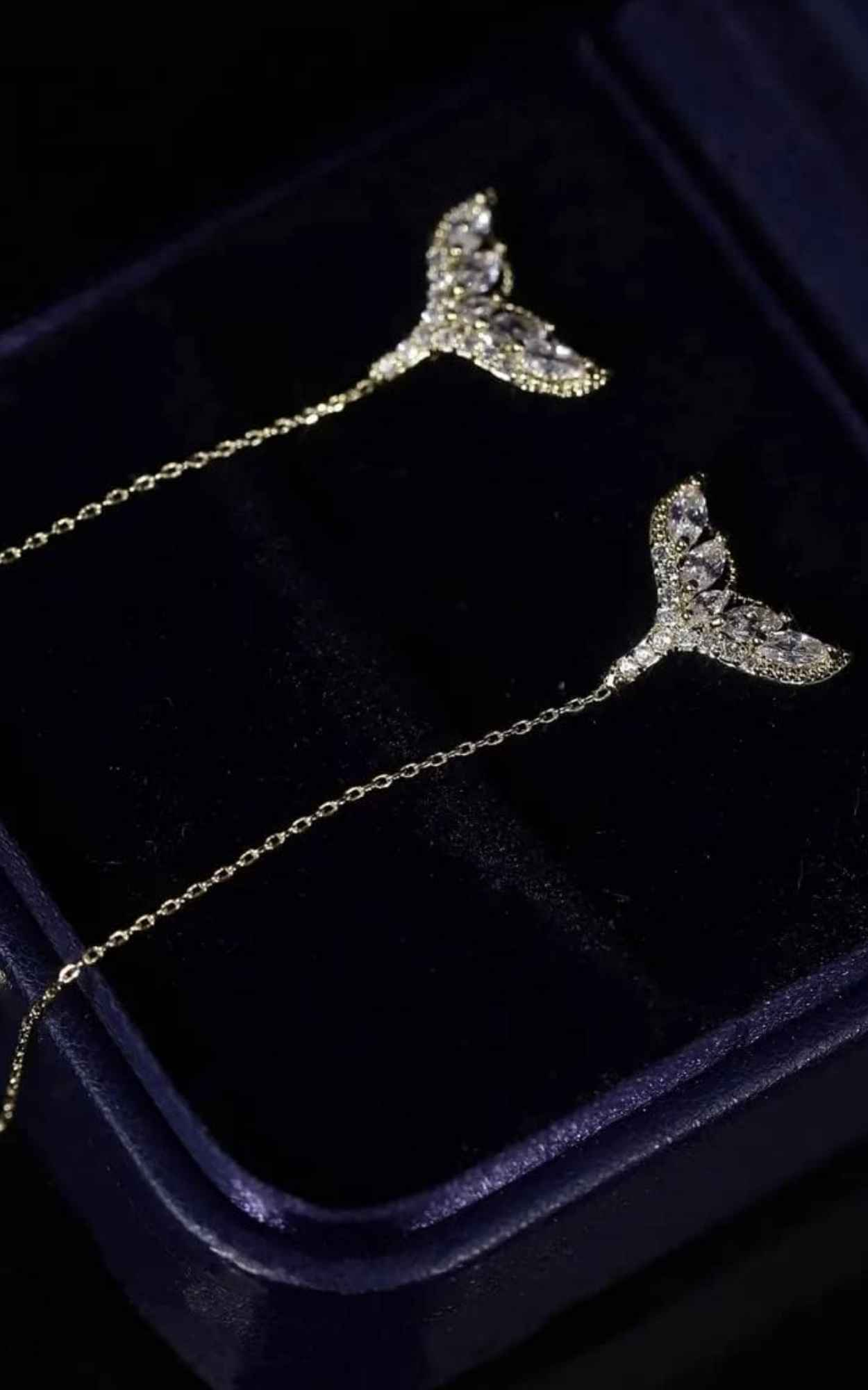 Marquise fish tail Earrings