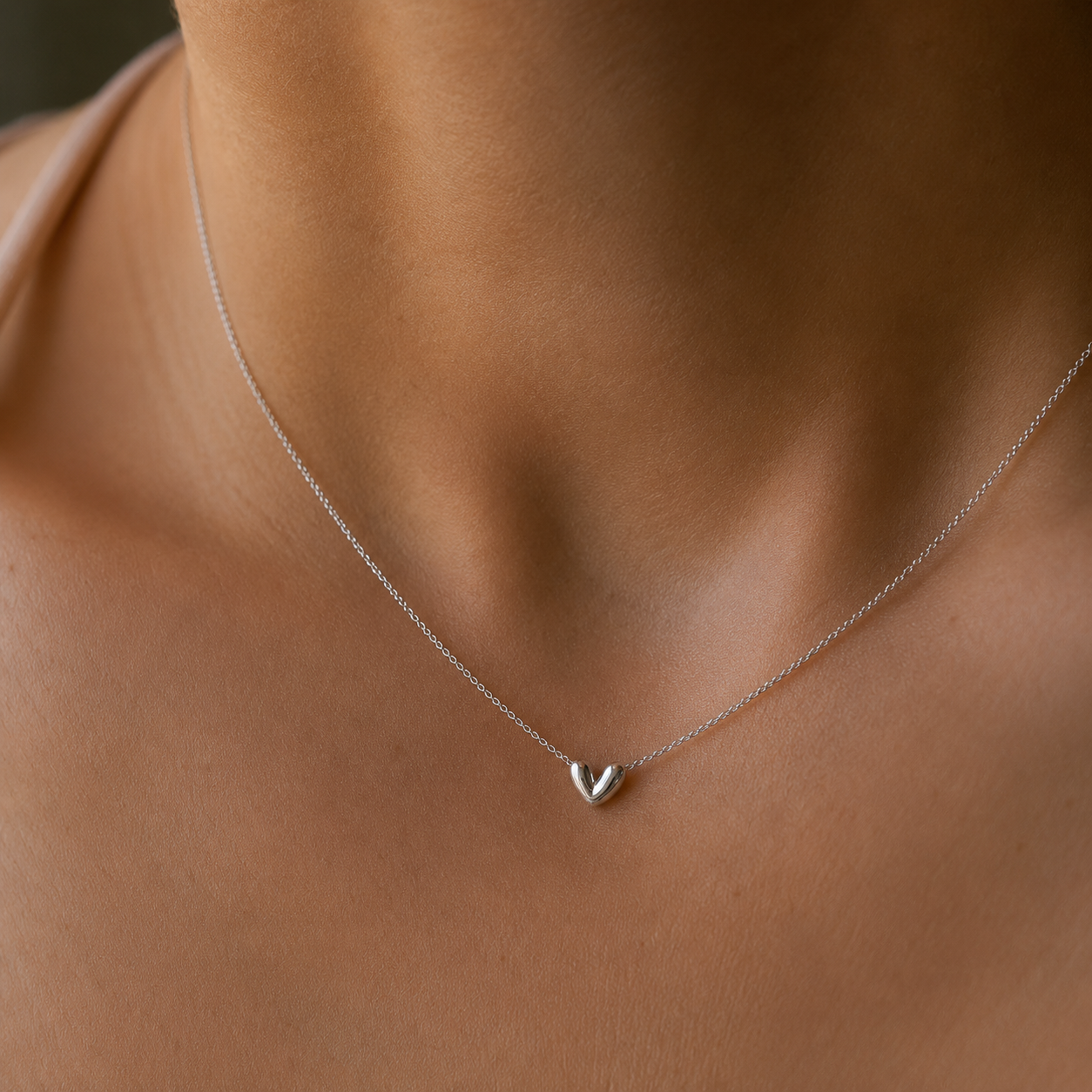 Collier Coeur en Noix de Cajou