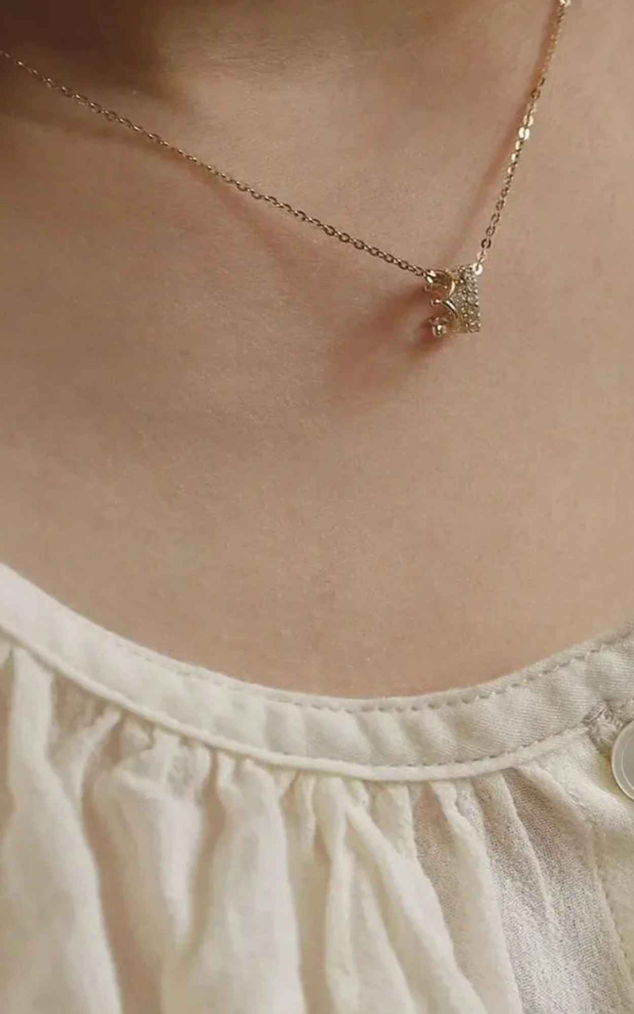 Diamond Crown Necklace