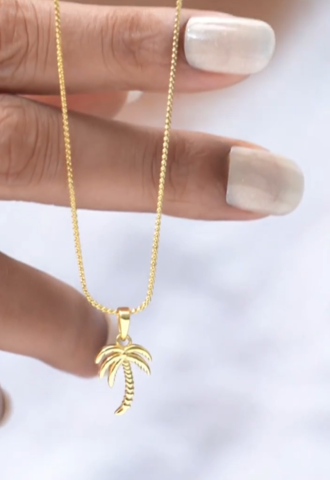 Palm paradise necklace