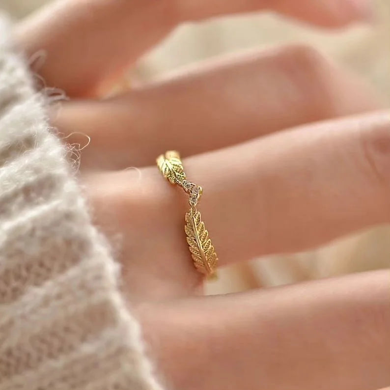 Bague mini cœur feuillue
