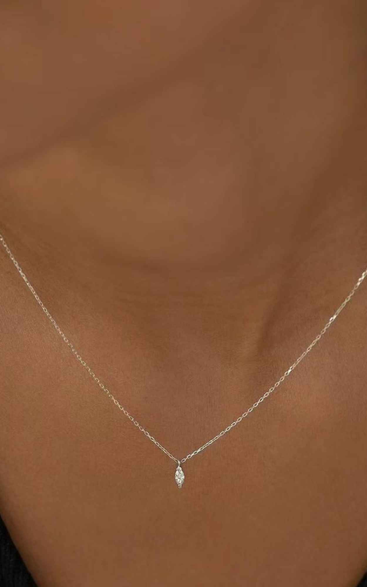 Solitaire Marquise necklace