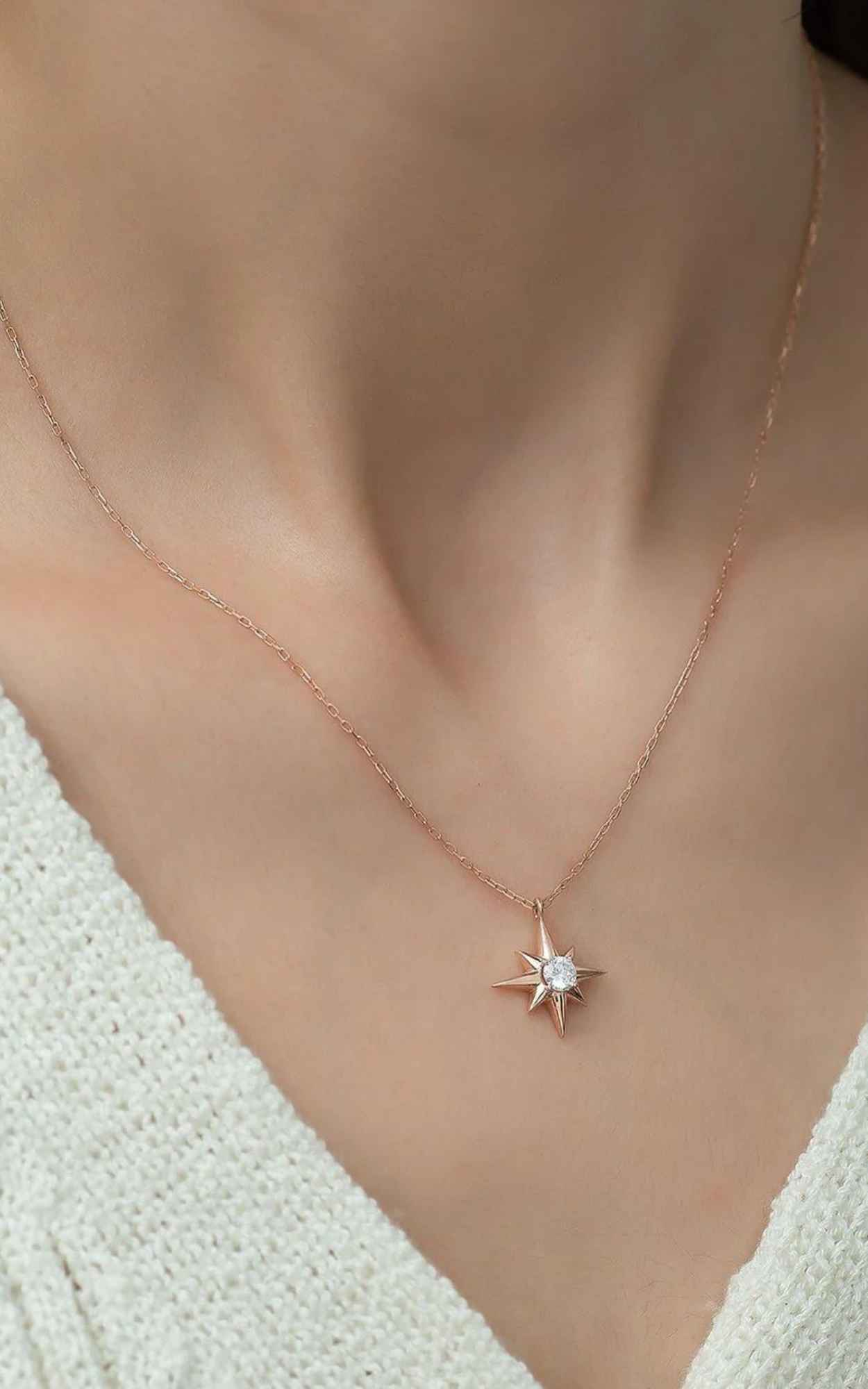 Solitaire Star Necklace
