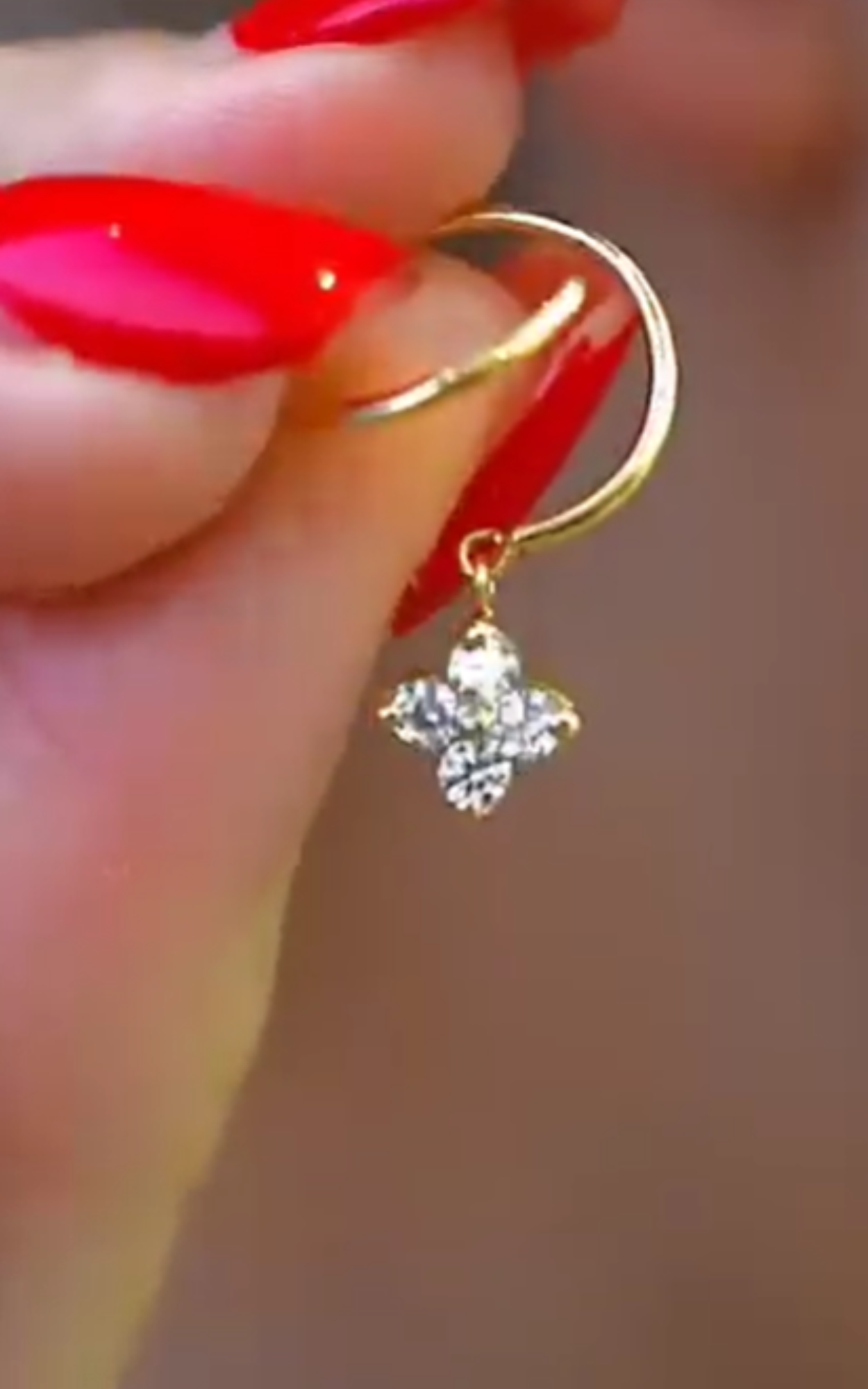 4 Diamond Spiral Hoops