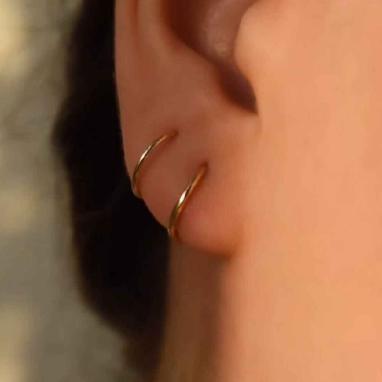 Dobbelt piercing mini hoops