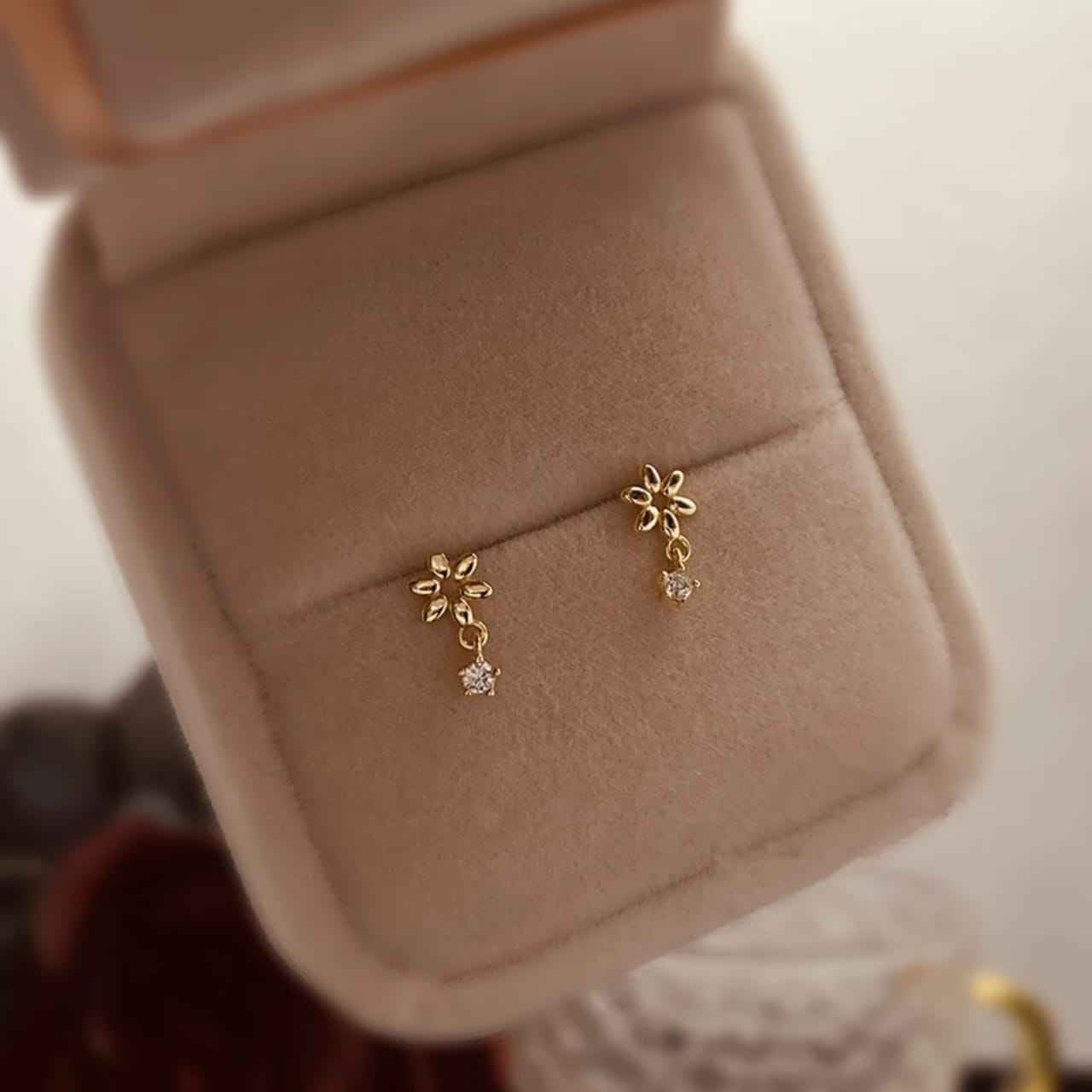 925Silver Diamond Drop Flower Earrings