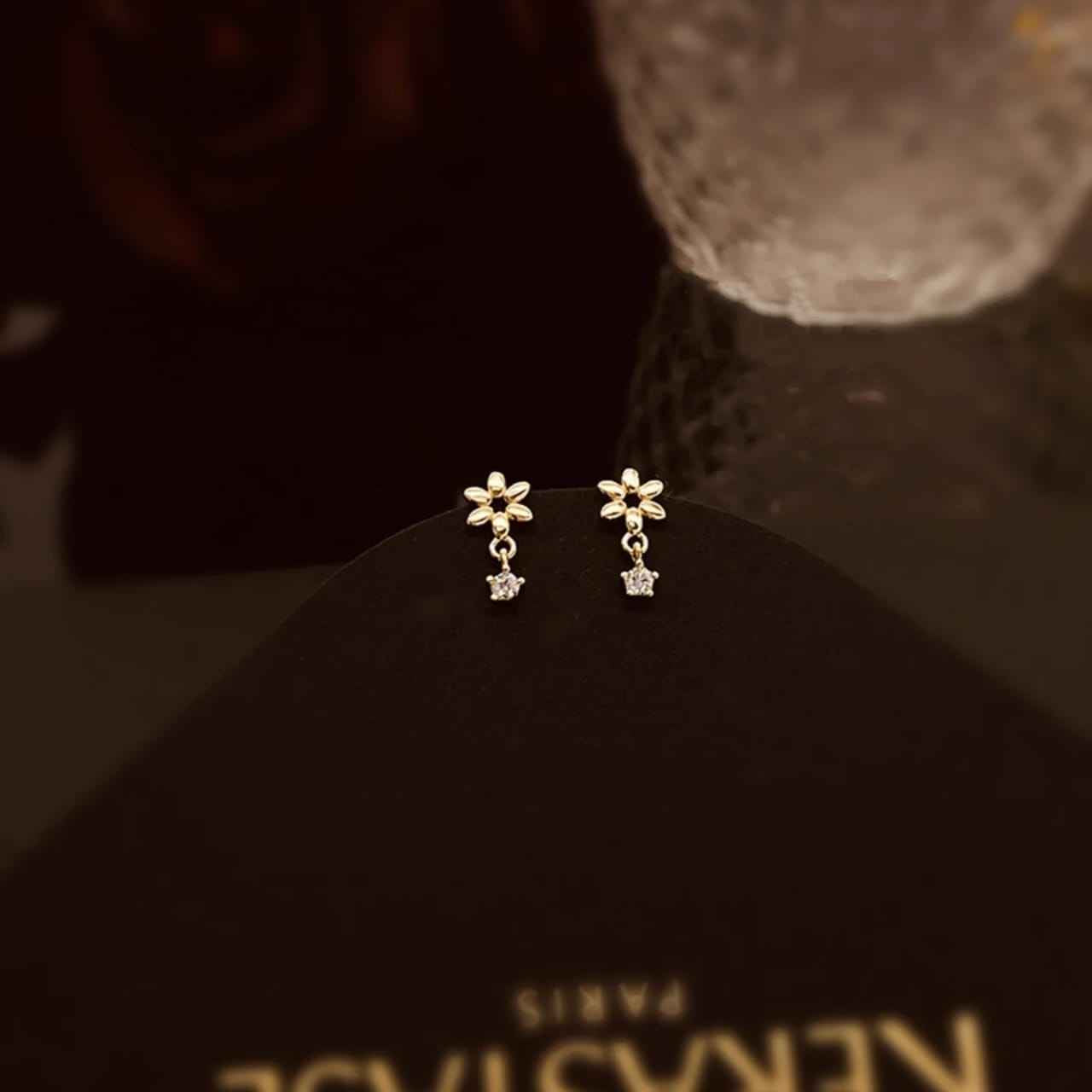 925Silver Diamond Drop Flower Earrings