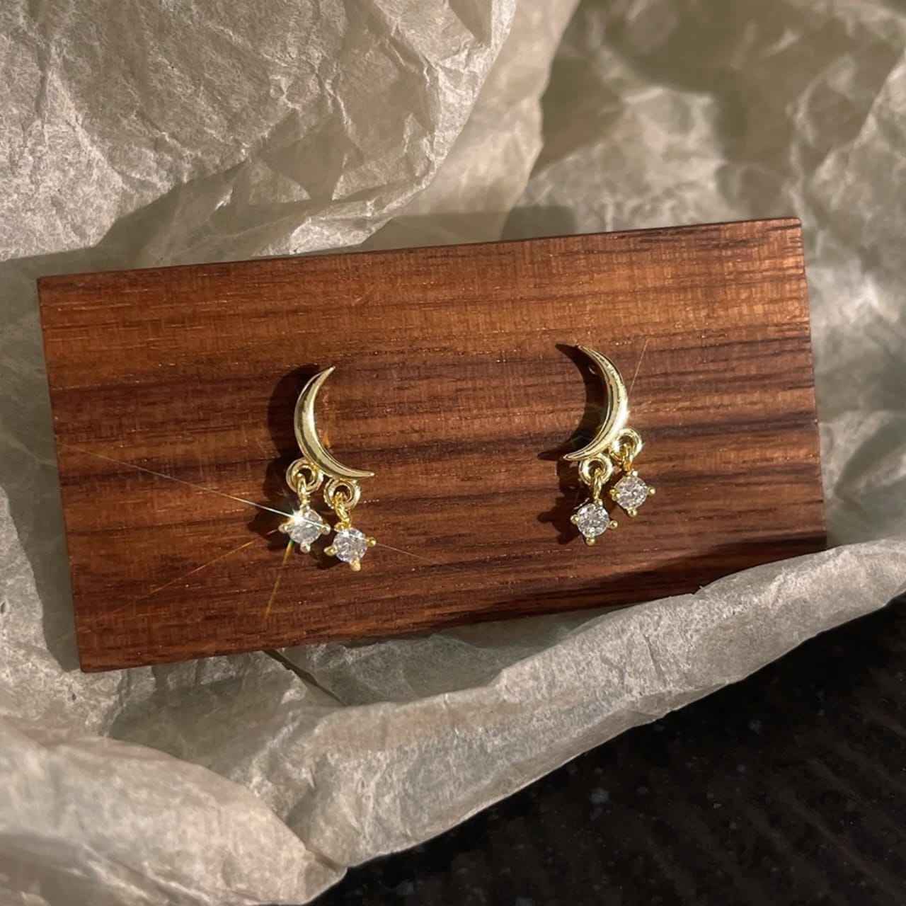 925Silver  Solitaire drops Cresent Moon Earrings