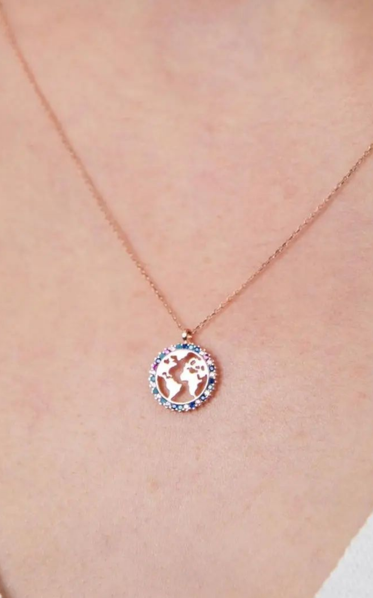 Collier Carte du Monde