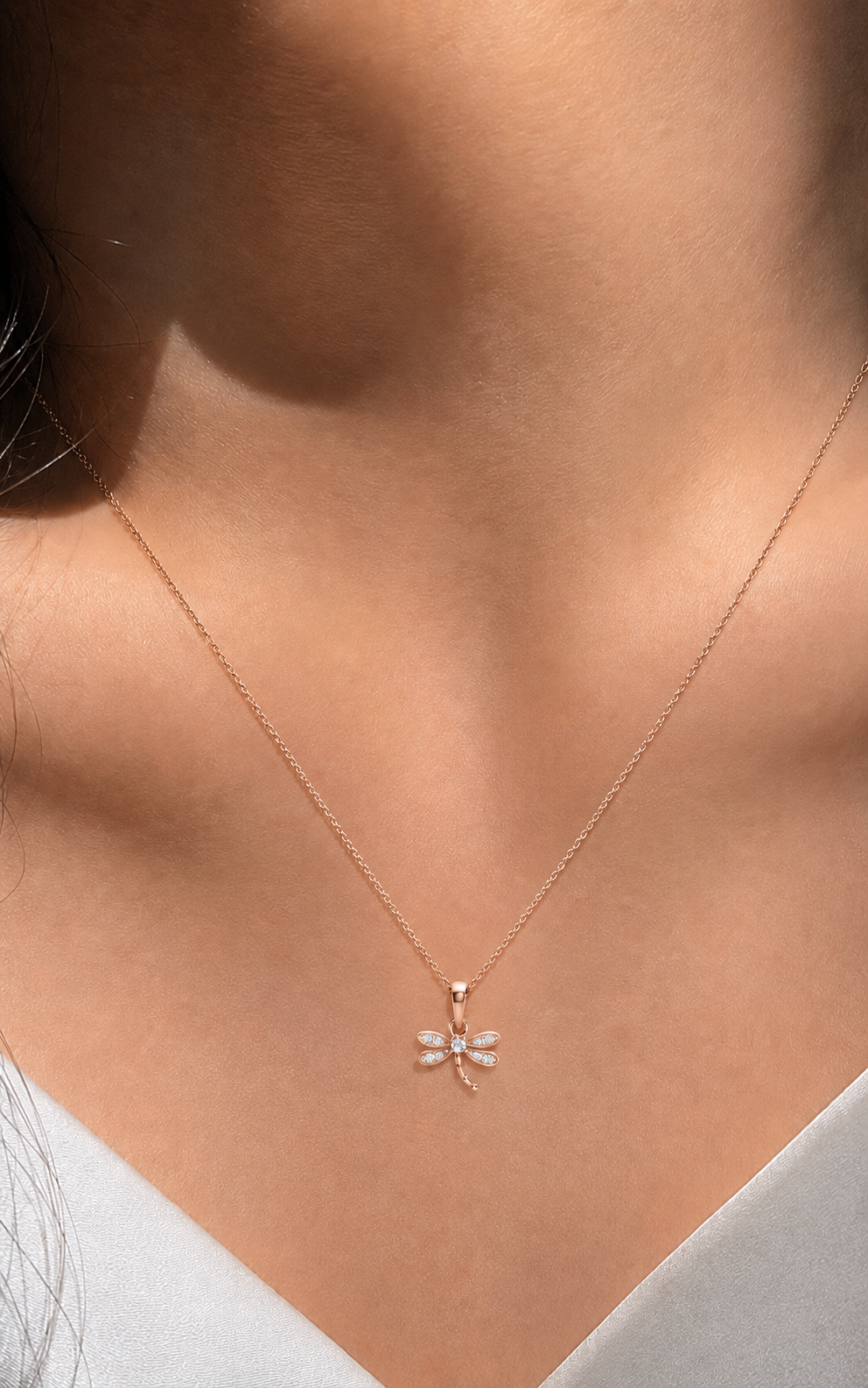 Dainty Dragonfly necklace