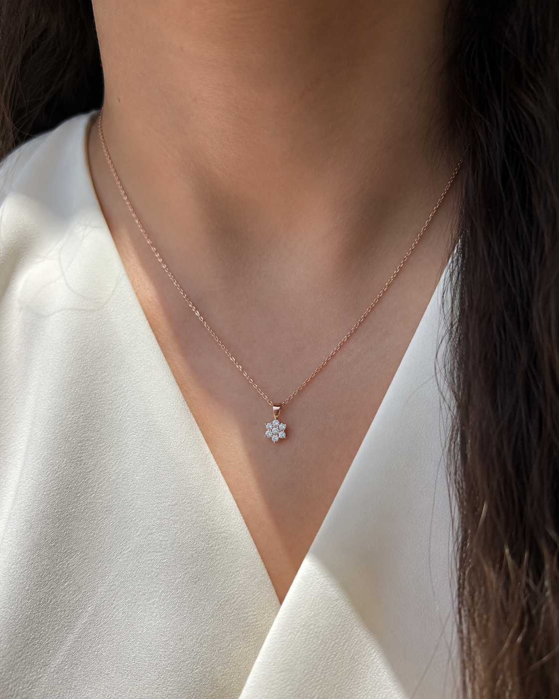 Dainty Flower Necklace