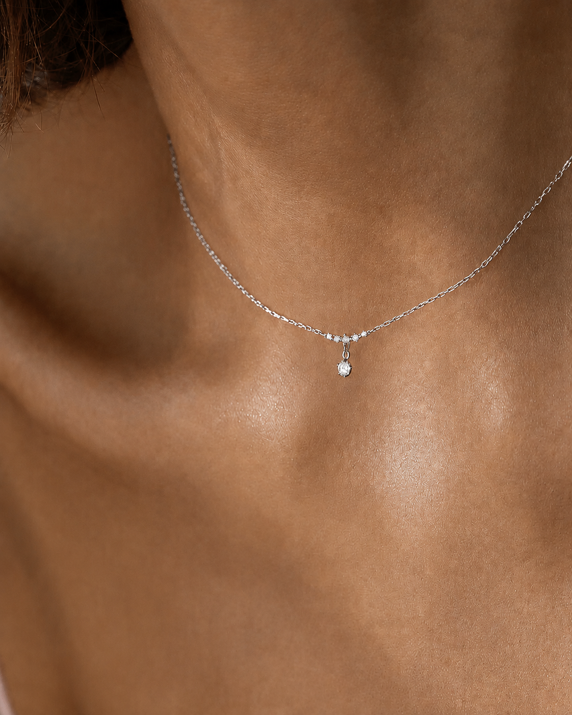 Diamond Drop Curve necklace