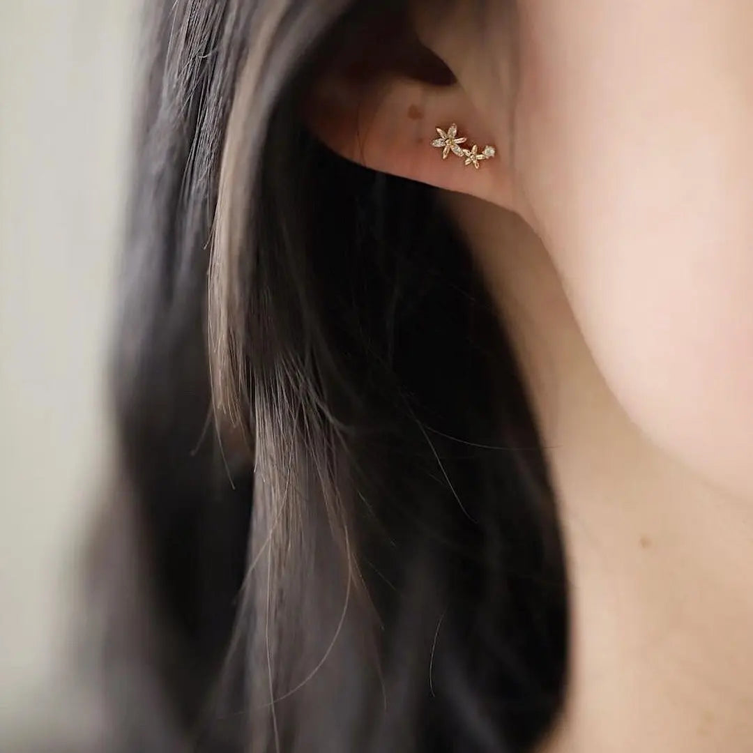 Mini diamond Star Earrings