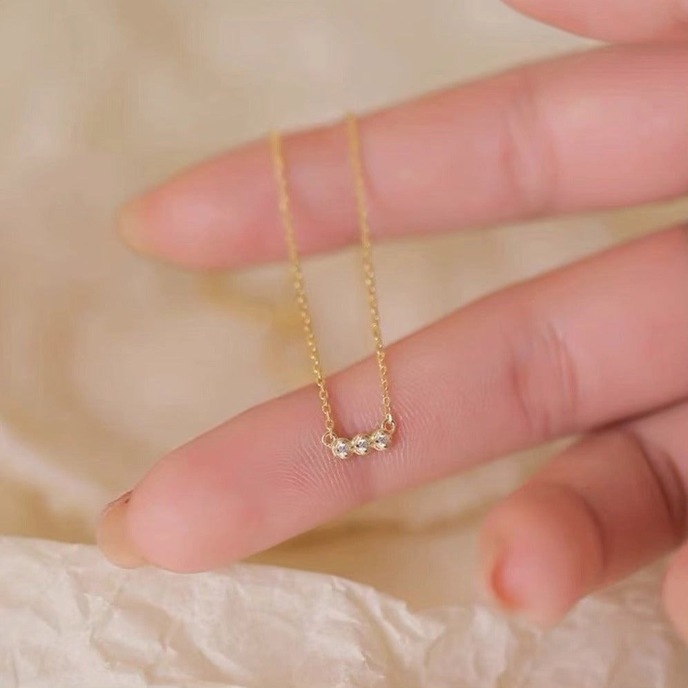 3 Diamond line Necklace