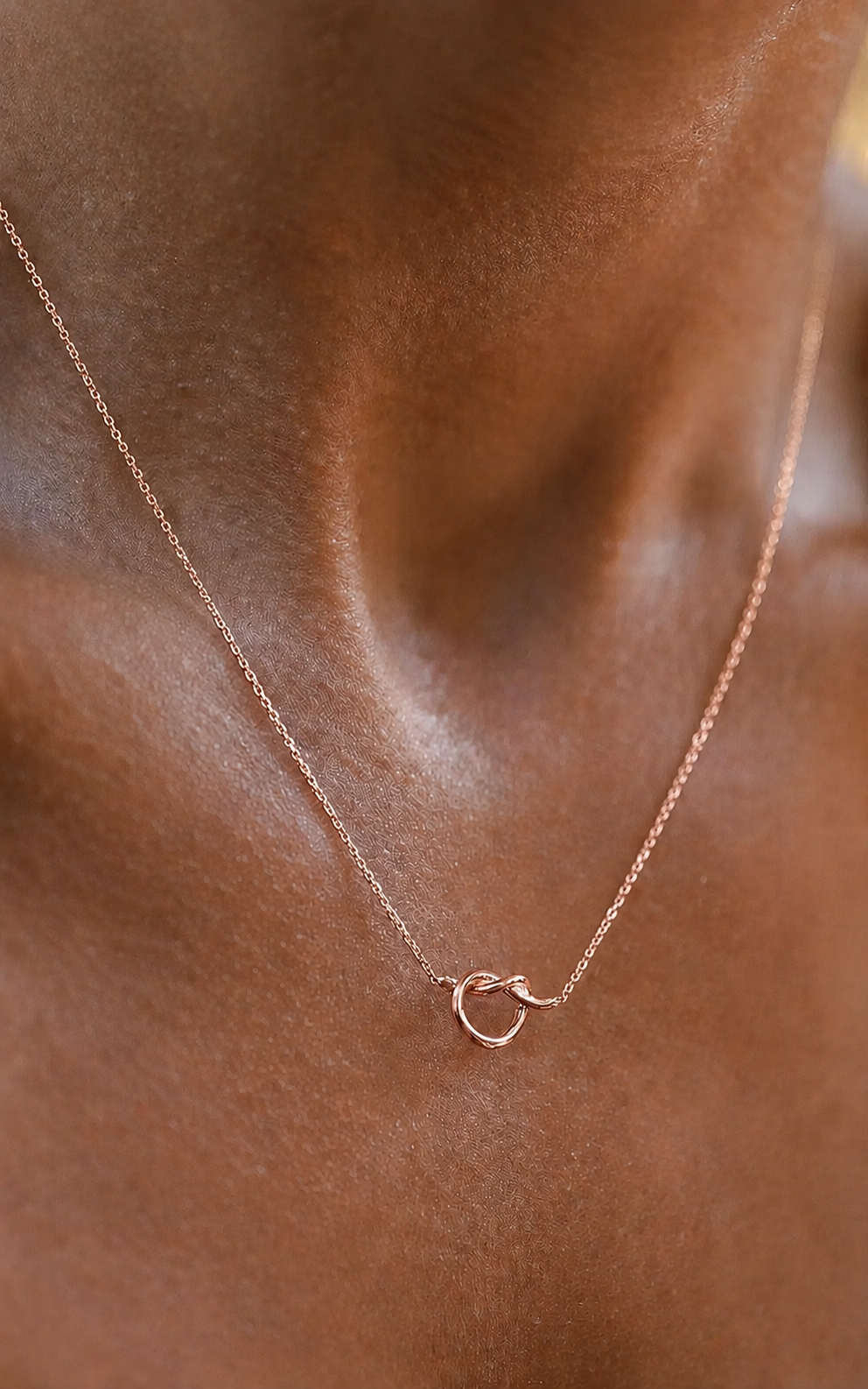 Collier Noeud