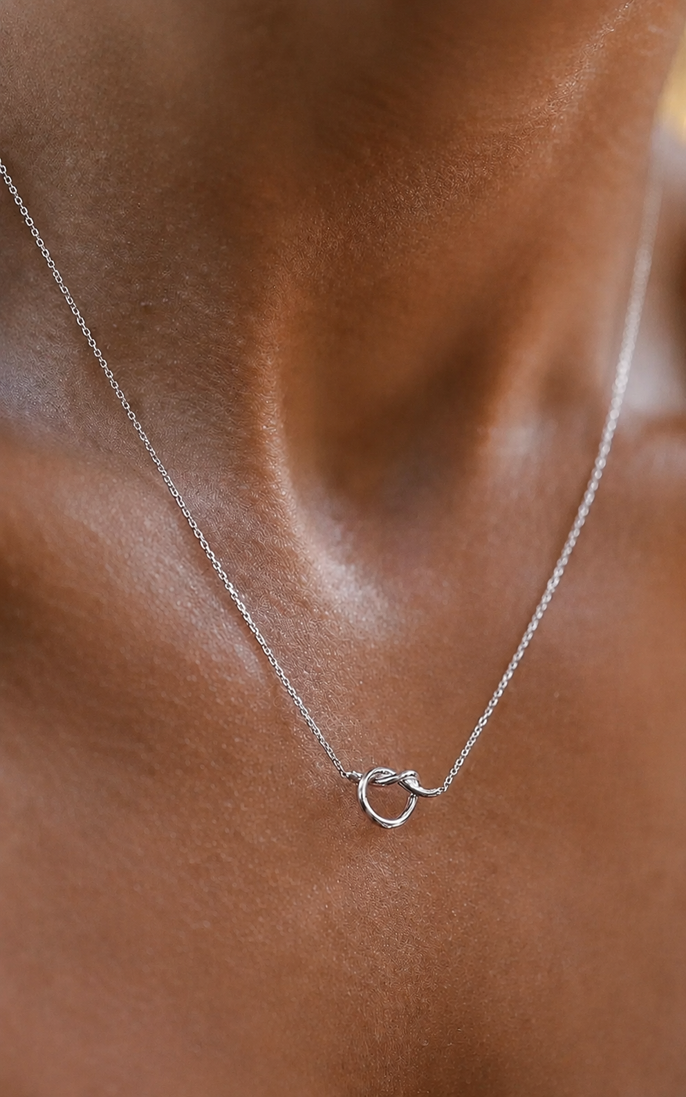 Collier Noeud