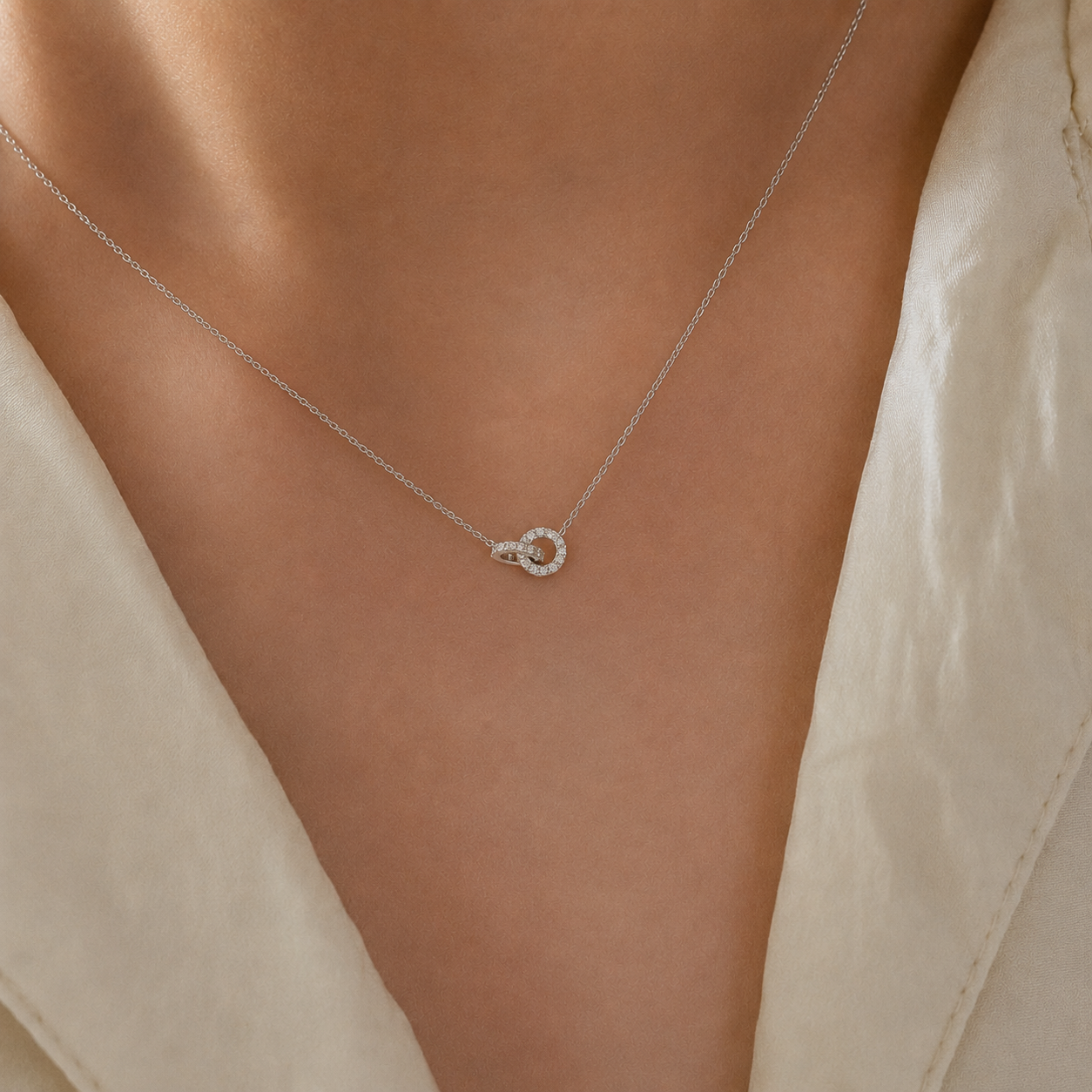 Mini Rings Hooked necklace