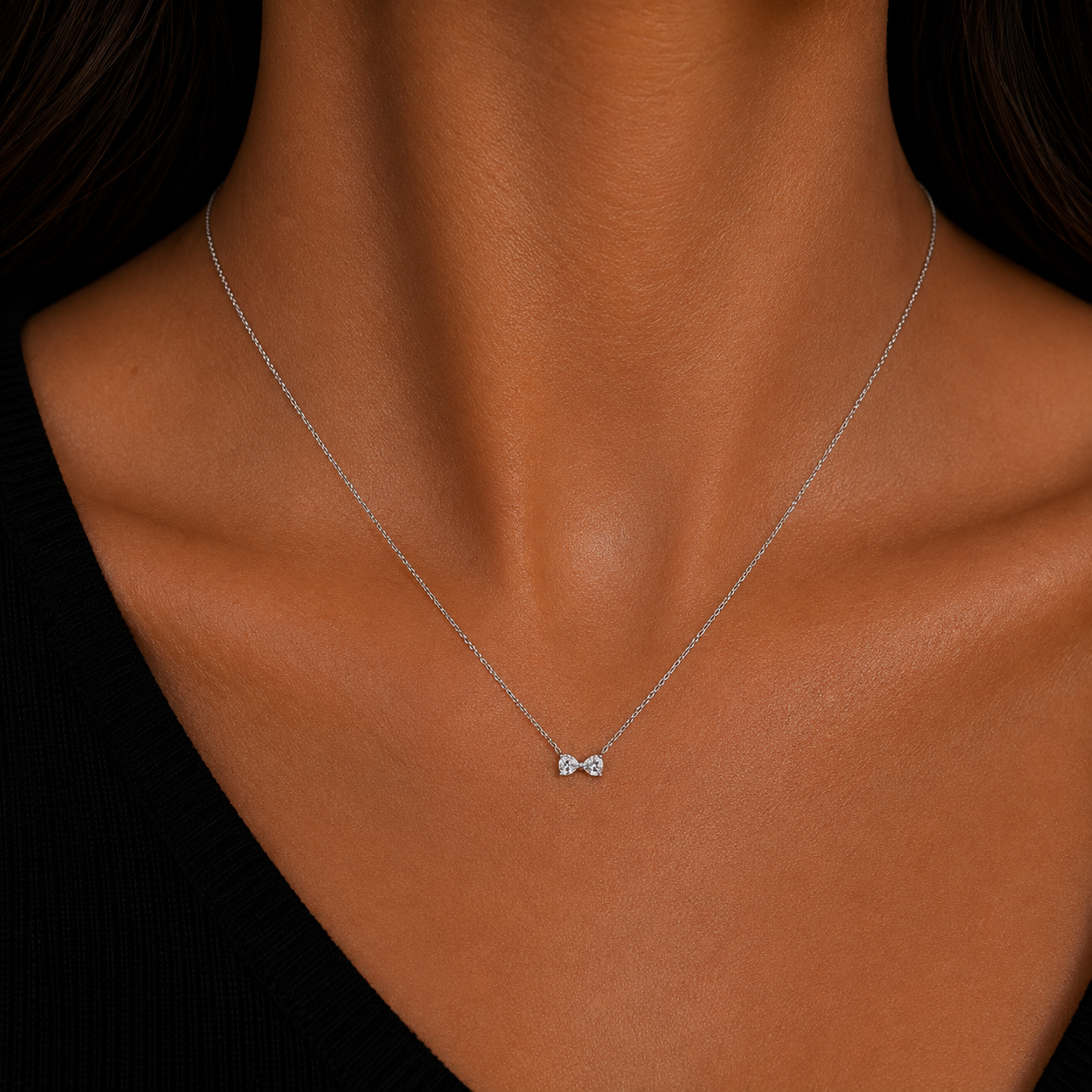 Collier nœud délicat