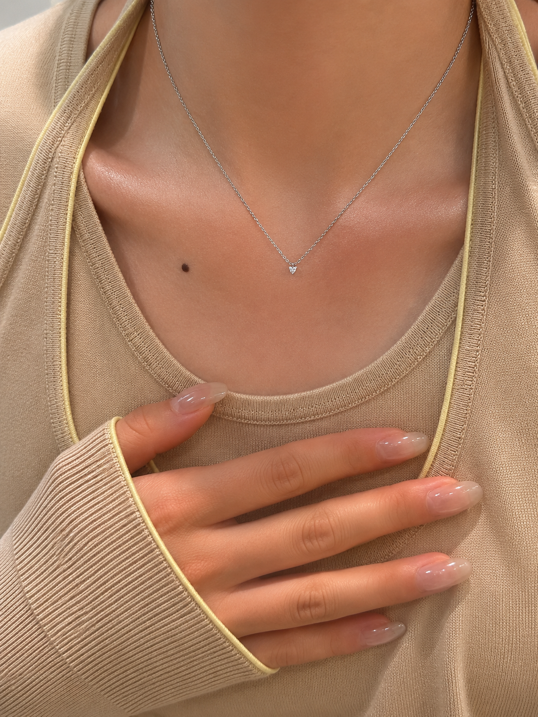 Collier solitaire taille trillion