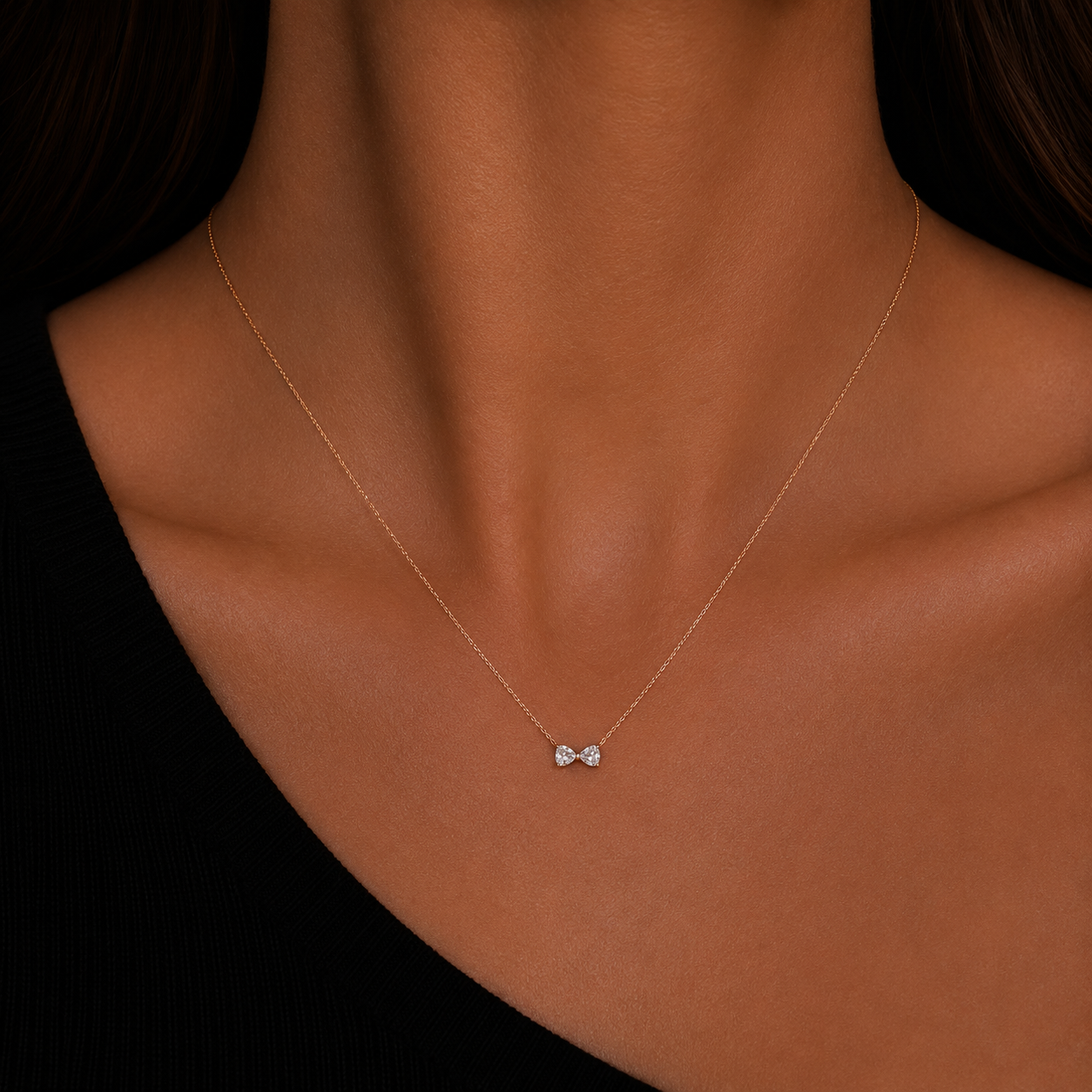 Collier nœud délicat