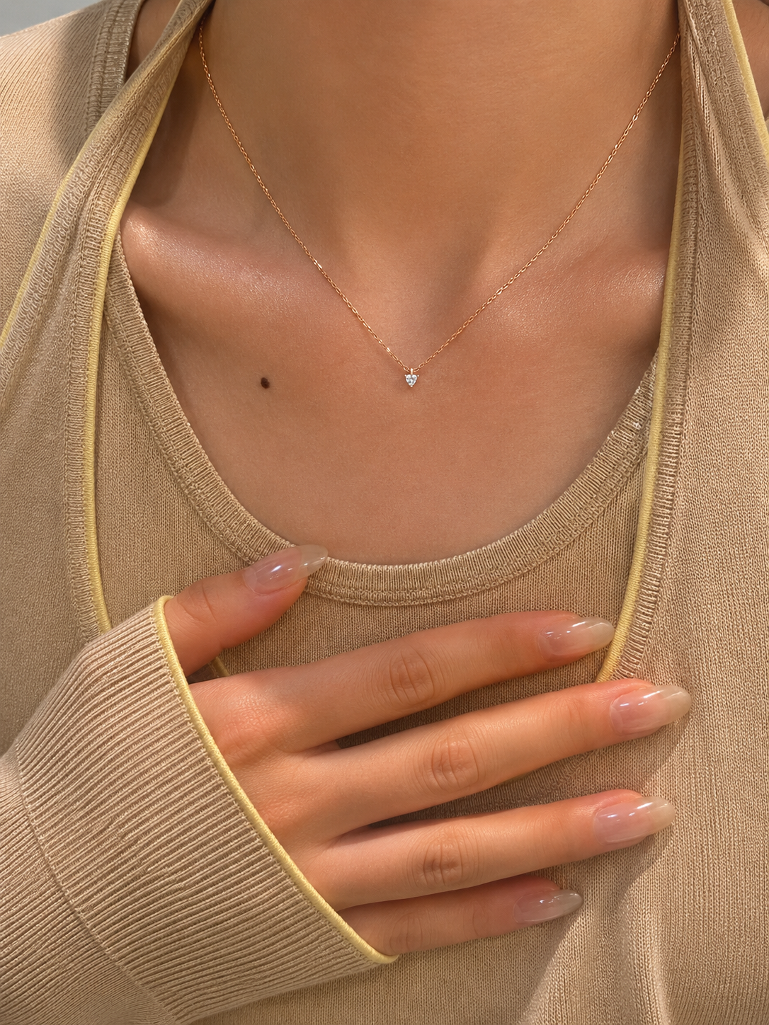 Collier solitaire taille trillion