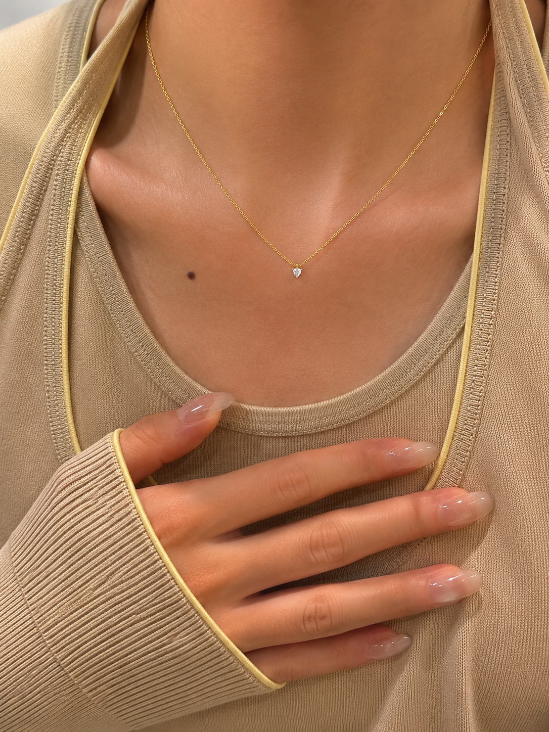 Collier solitaire taille trillion