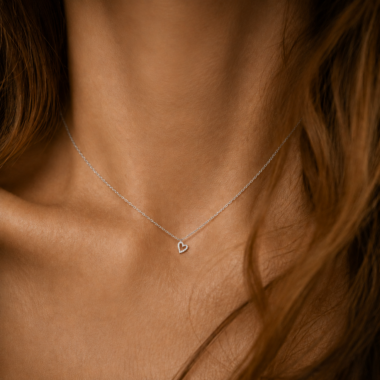 Tilted Heart Line Necklace